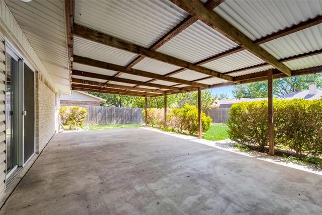 Building Photo - 5605 Valley Mills Dr