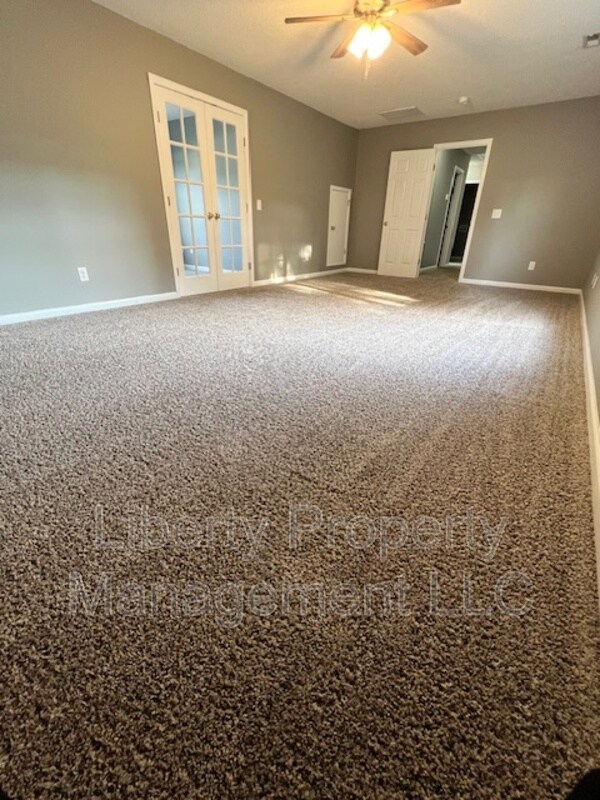 Building Photo - 391 Crystal Spring Dr