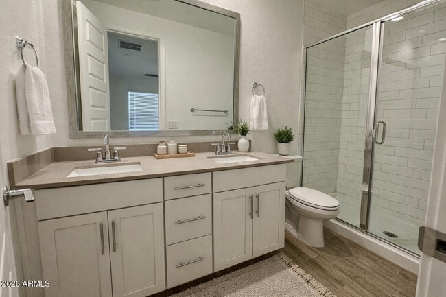 Building Photo - 9833 E Stratus Ave