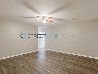 Building Photo - 426 Northside Dr
