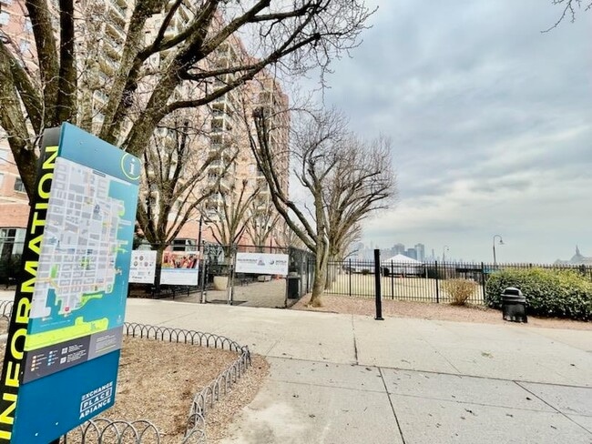 Building Photo - 126 Dudley St