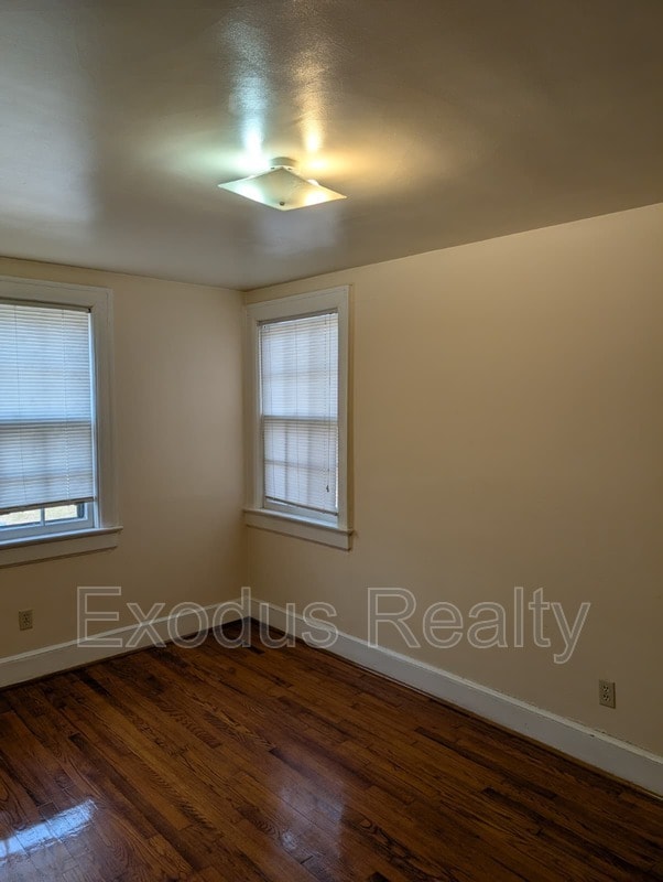 Building Photo - 310 N Gulf St