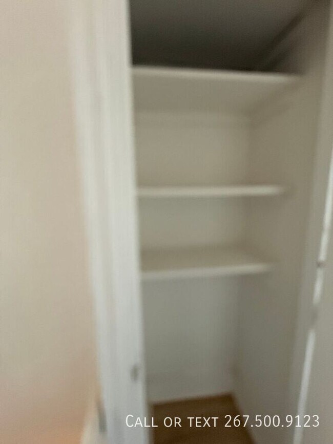 Building Photo - 2003 N 25th St