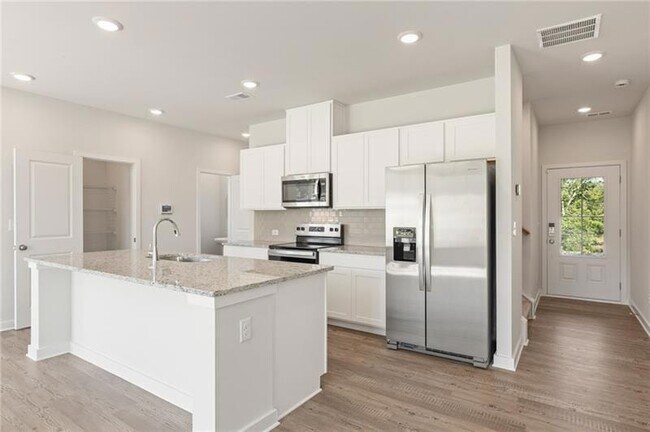Building Photo - 2837 Bullfrog Ln