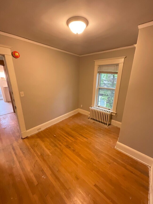 Building Photo - 601 Woodland Ave