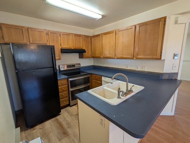 Building Photo - 3531 Windmill Dr