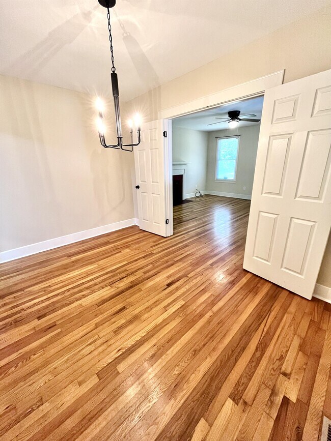 Building Photo - 306 Abercrombie Rd