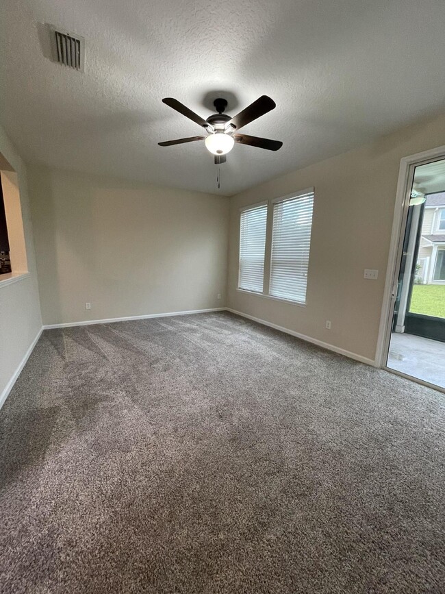 Primary Photo - 3 bedroom 2 .5 bath townhome 2 car attache...