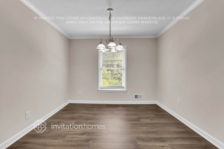 Building Photo - 221 Cherrywood Dr