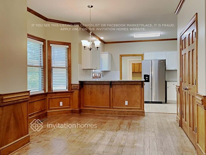 Building Photo - 1002 Briarcliff Rd