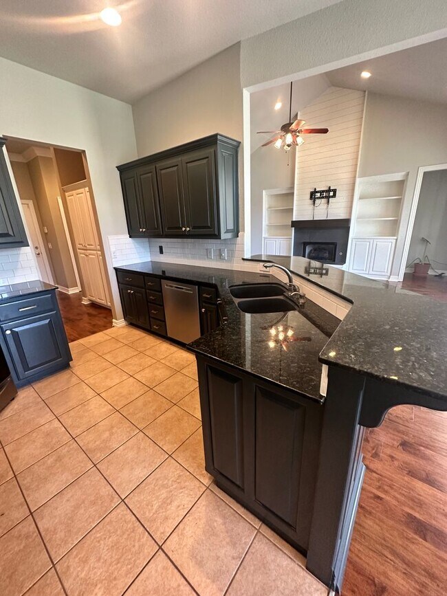 Building Photo - 4 Bed/3 Bath for rent in Bentonville! New ...