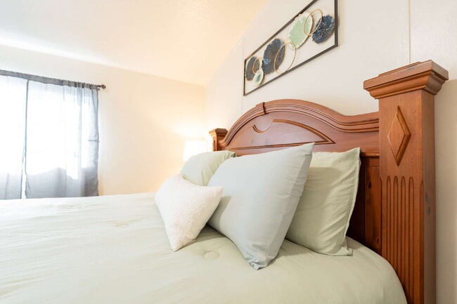 Building Photo - The Azul Casita — 2 Bedrooms with Movie  **NO PETS ALLOWED**