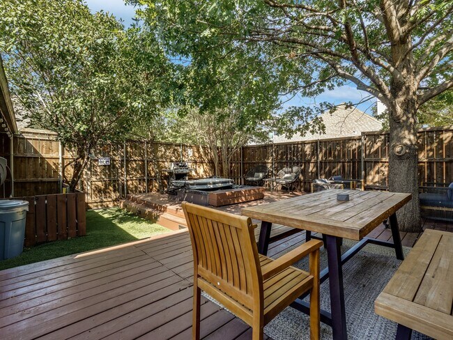 Building Photo - 4219 Bendwood Ln