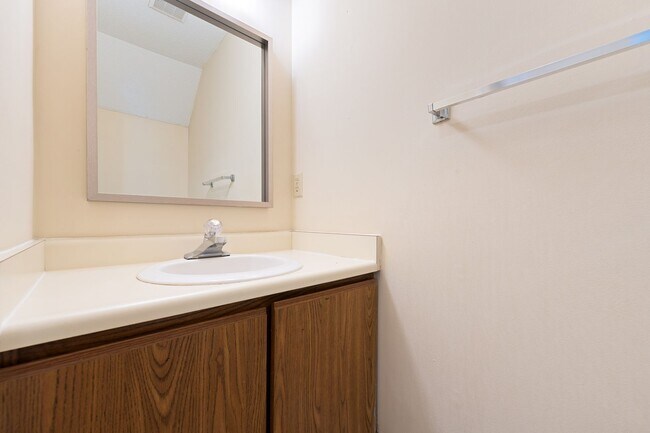 Building Photo - TWO WEEKS OFF RENT! Two Bedroom Townhome with Private Wraparound Deck in Carrboro!