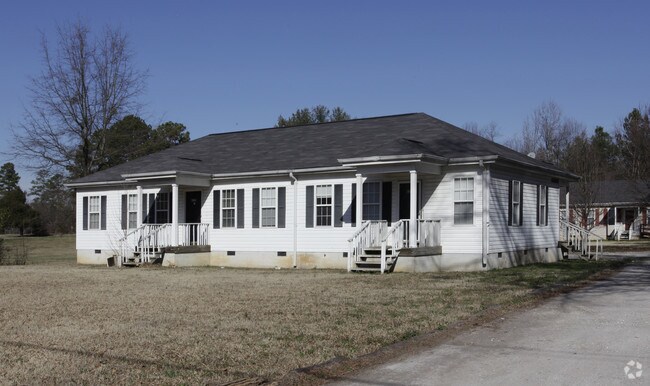 Primary Photo - 629 Emily Ln