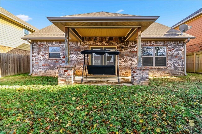 Building Photo - 1299 N Sicily Ln