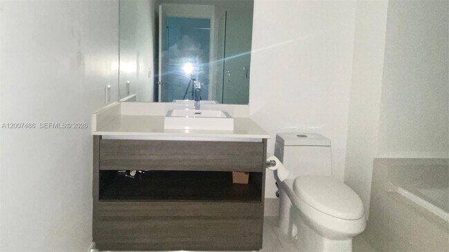 Building Photo - 1100 S Miami Ave