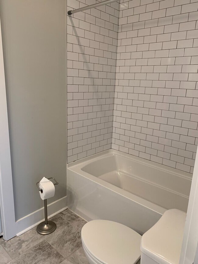 Building Photo - East Nashville 3 Bedroom Home