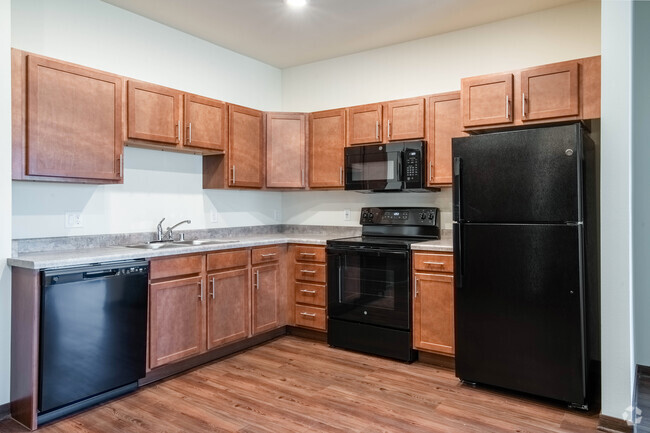 2BR - 913SF - Glen Grove Apartments