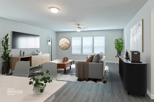 Building Photo - 335 Huisache St