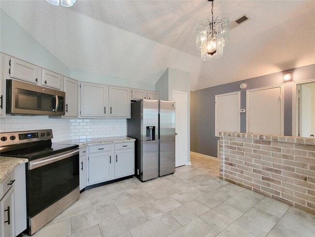 Building Photo - 7006 Stonewall Ridge Dr