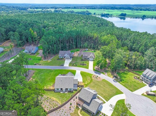 Building Photo - 2121 Charmond Dr