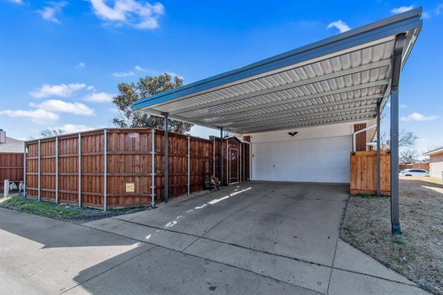 Building Photo - 1415 Normandy Ln
