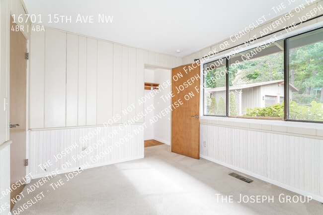Building Photo - 16701 15th Ave NW