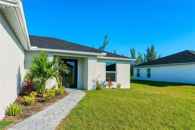 Building Photo - 1805 NW 13th Terrace