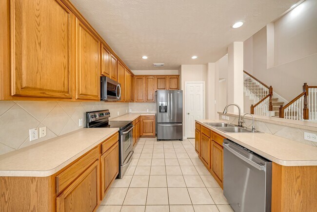 Building Photo - 18106 Linden Forest Ln