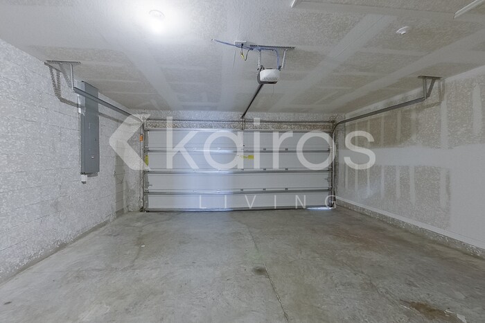 Building Photo - 18328 Gibraltar Ln