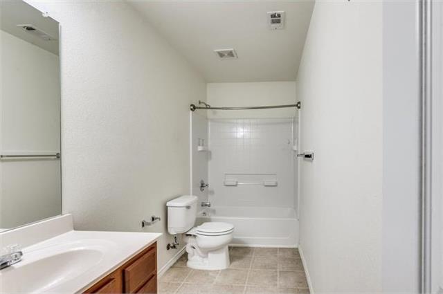 Building Photo - 8825 Sun Haven Way