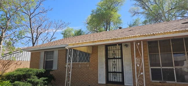 Building Photo - 72 Brothers Ln