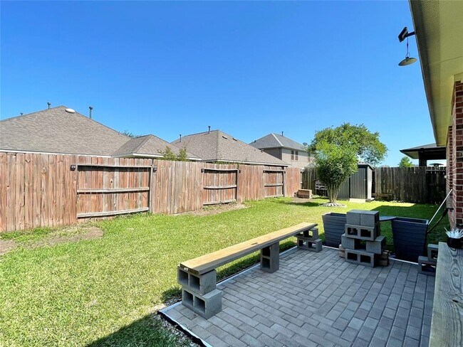 Building Photo - 13834 Clear Trail Ln