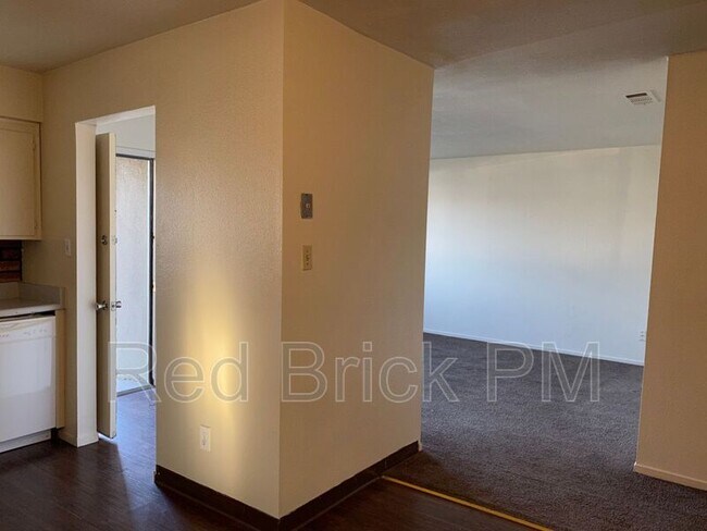 Building Photo - 3326 Carson Ct