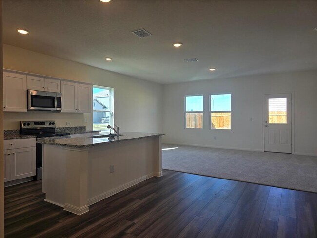 Building Photo - 509 McFadin Wy