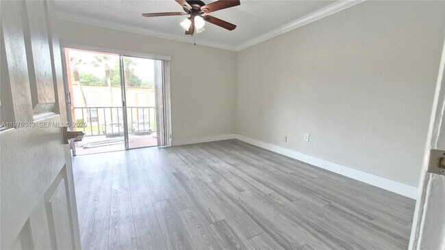 Building Photo - 7220 Fairway Dr