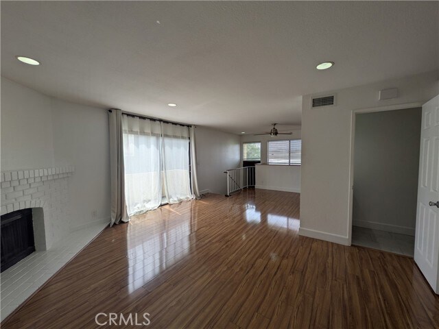 Building Photo - 1852 W 145th St