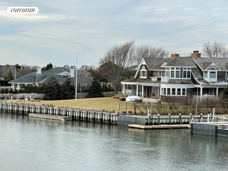 Building Photo - 33 Ogden Ln