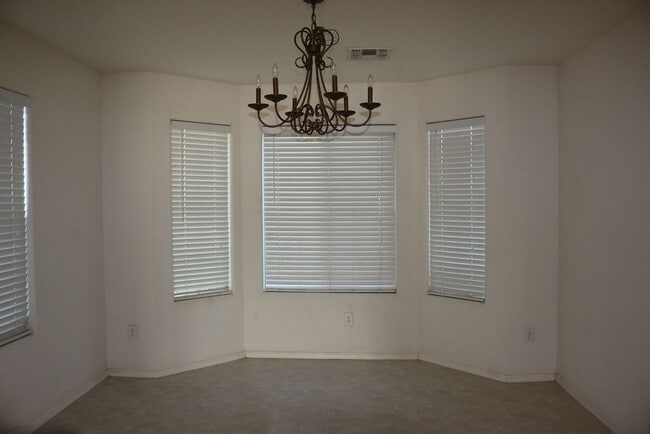 Building Photo - 11292 N 161st Dr