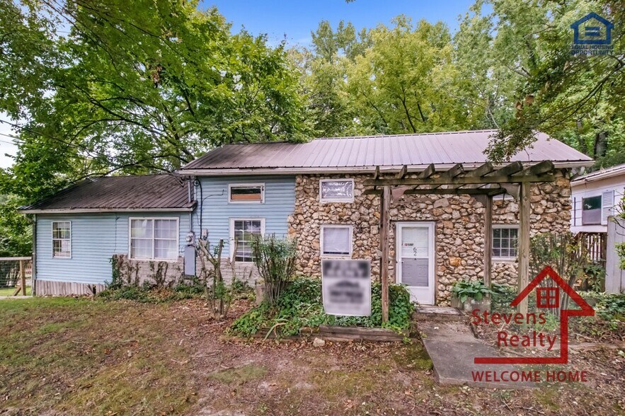 Primary Photo - 621 Murray Rd NW