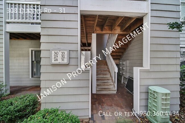 Building Photo - 308 Queens Rd