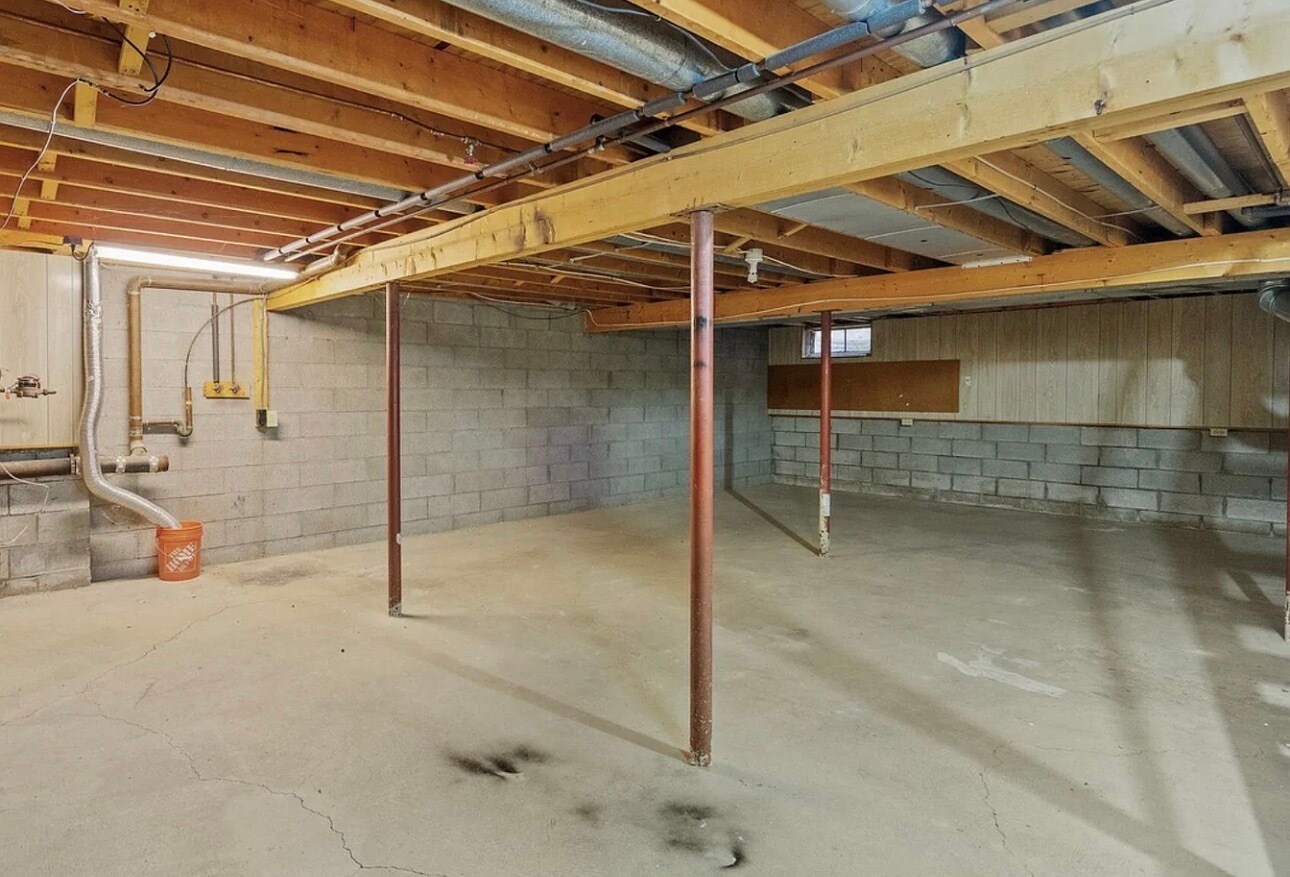Building Photo - 169 Williamsburg Ct