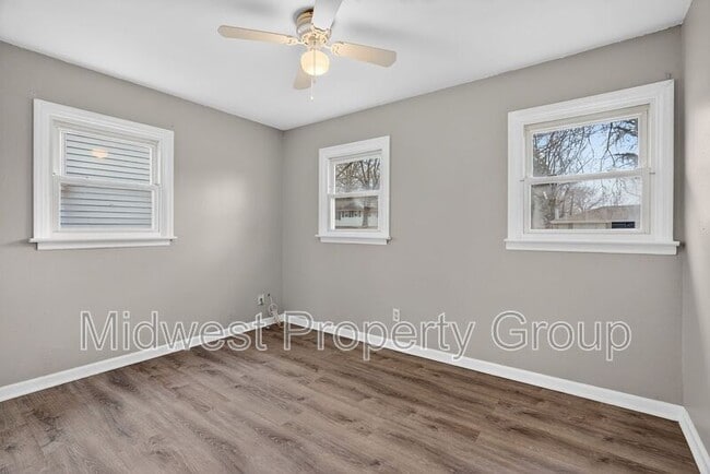 Building Photo - 1157 Redman Blvd