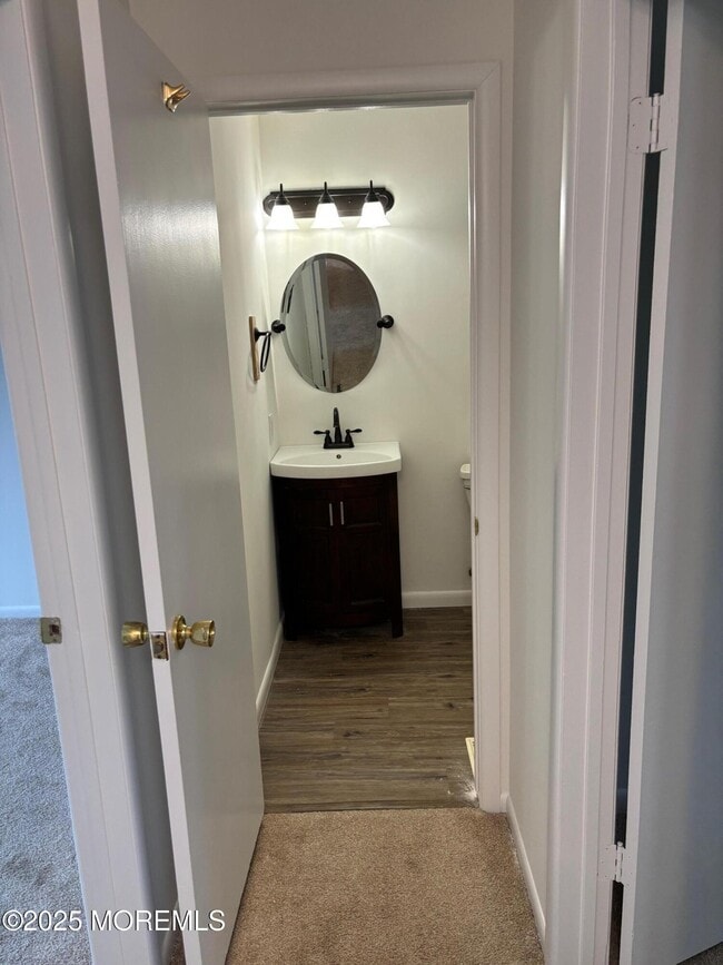 Building Photo - 39 Pin Oak Ln
