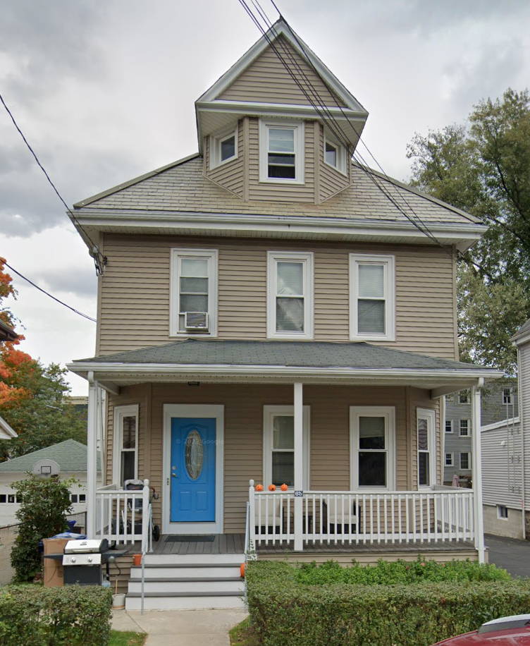 Building Photo - 65 Fairbanks St