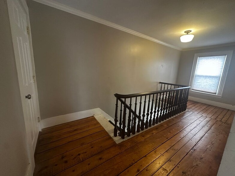 Building Photo - 398 Bridgton Rd