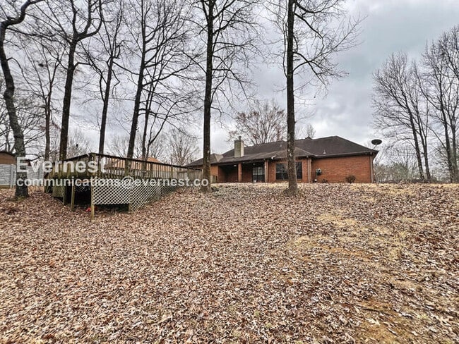 Building Photo - 2100 Shannon Cove