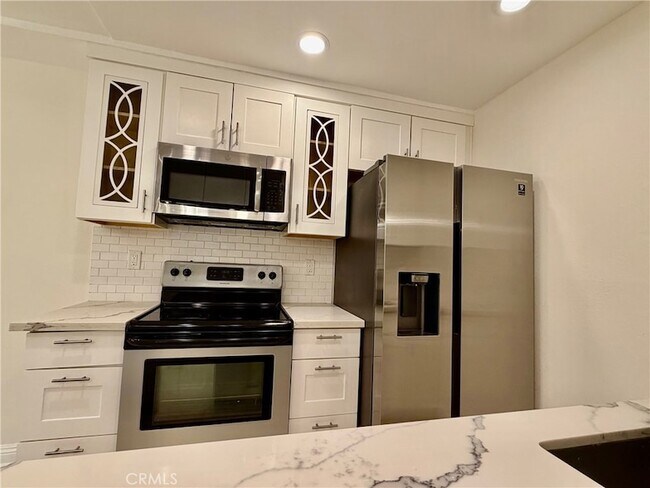 Building Photo - 28947 Thousand Oaks Blvd