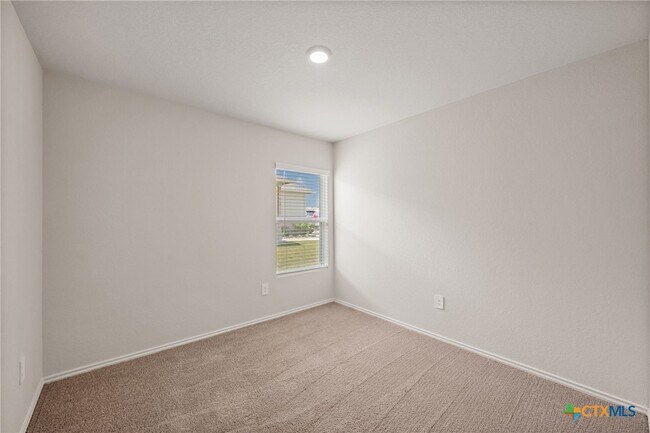 Building Photo - 529 Havarti Wy